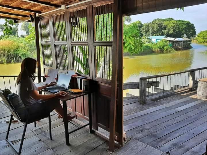 Rustic​ Charm​ Suphan​ Ban Tha Pong Экстерьер фото