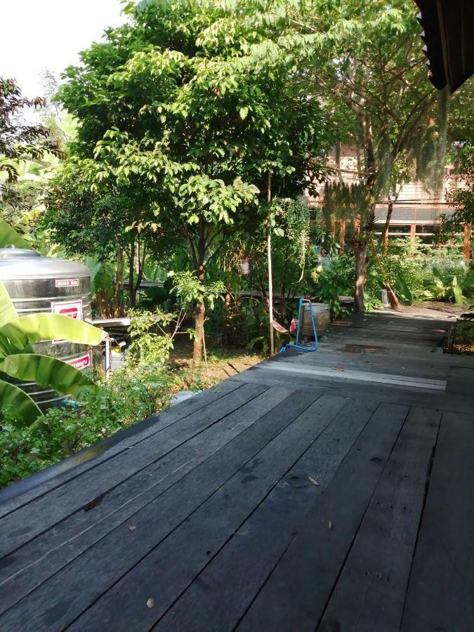 Rustic​ Charm​ Suphan​ Ban Tha Pong Экстерьер фото