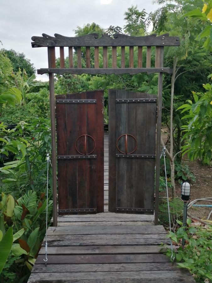 Rustic​ Charm​ Suphan​ Ban Tha Pong Экстерьер фото